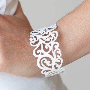 VINE and Dash - White Bracelet